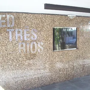 Kitineti A 200 M Da Do -prédio Três Rios Cabo Frio